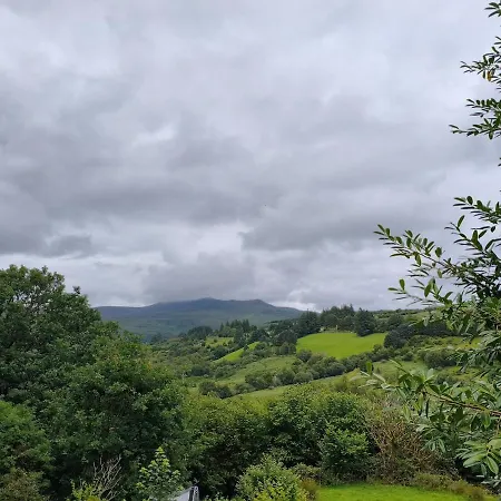 An Cábáin Cúlú * Killarney